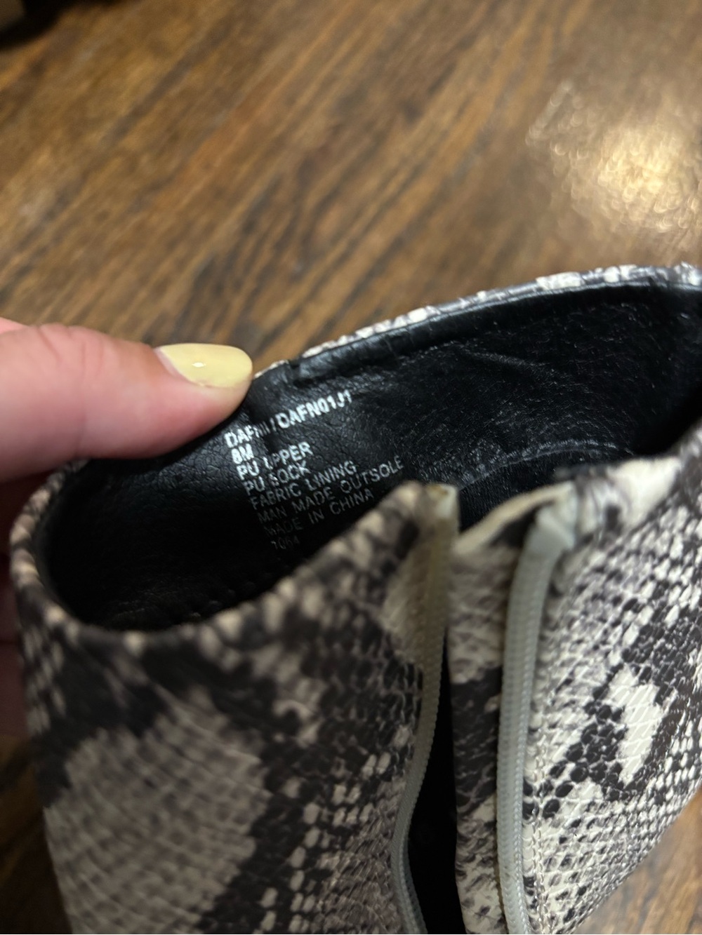 Madden Girl, NWOT Snake-Print Ankle Boots - Neutral Snake, Size 8M - Picture 5 of 7